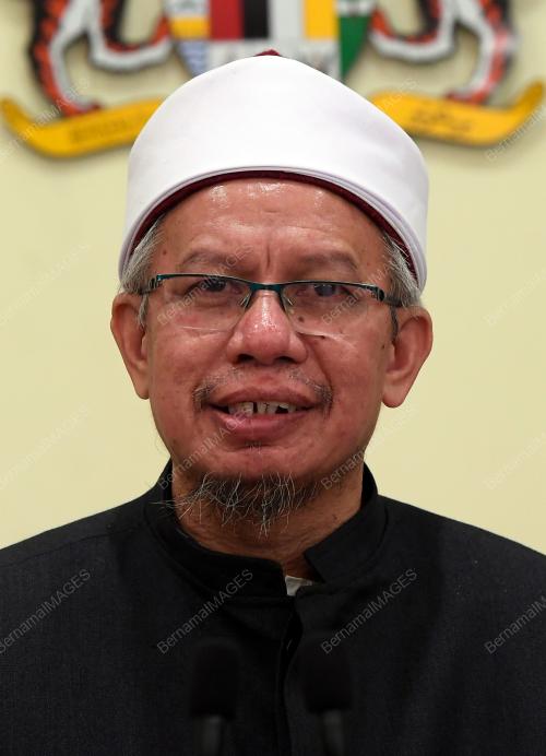SENATOR DATUK SERI DR ZULKIFLI MOHAMAD AL-BAKRI