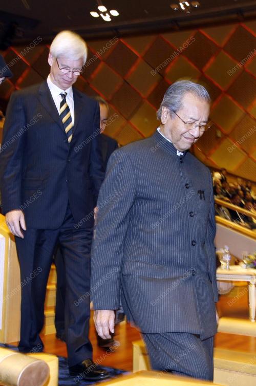 TUN DR MAHATHIR MOHAMAD