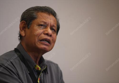 TAN SRI MAHMOOD ADAM