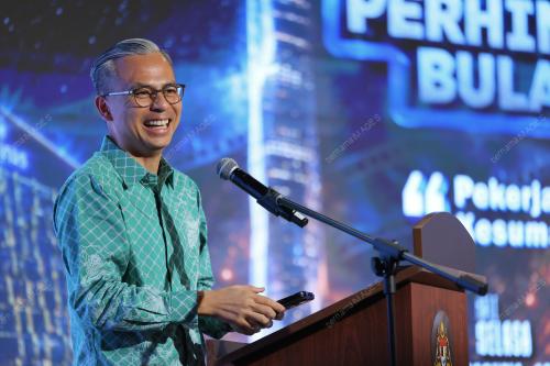 DATUK FAHMI FADZIL