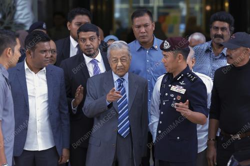 TUN DR MAHATHIR MOHAMAD