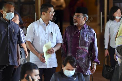 DATUK SERI MOHAMED AZMIN ALI