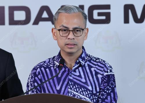 DATUK FAHMI FADZIL