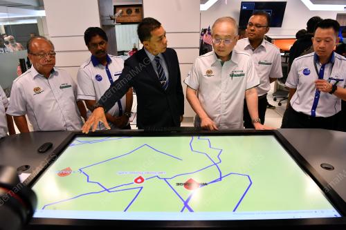 DATUK SERI IR DR WEE KA SIONG