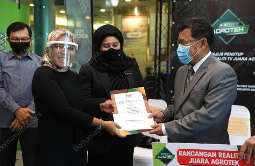 DATUK CHE ABDULLAH MAT NAWI