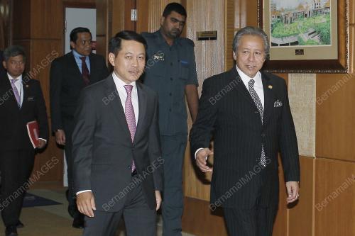 PTJ09_17032017_FM_LAOS
