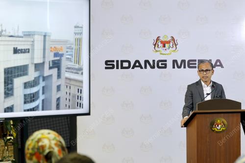 FAHMI FADZIL