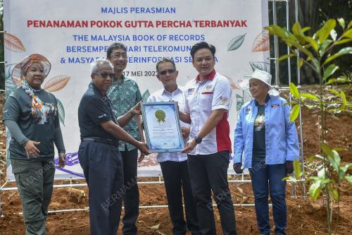 DATUK ZAHIDI ZAINUL ABIDIN