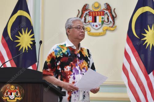 DATUK SERI ISMAIL SABRI YAAKOB