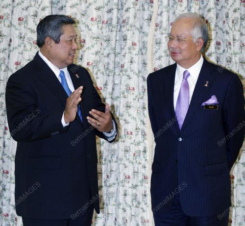 MOHD NAJIB TUN ABDUL RAZAK