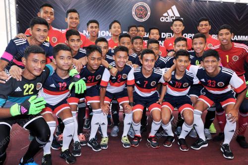 PTJ09_18052016_ADIDAS