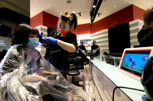 TINJAUAN SALON KECANTIKAN