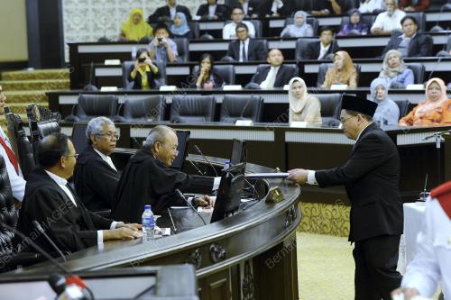PTJ09_20062014_HAKIM