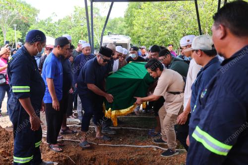 TRAGEDI NAHAS PESAWAT ELMINA