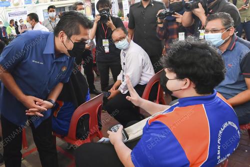 DATUK DR RADZI JIDIN