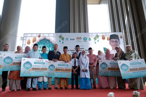 DATUK DR MOHD NA'IM MOKHTAR