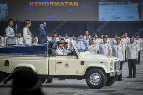 DATUK SERI HAMZAH ZAINUDIN