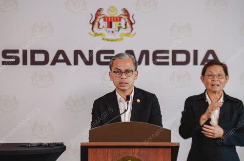 DATUK FAHMI FADZIL