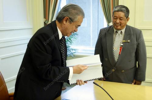ABDULLAH AHMAD BADAWI