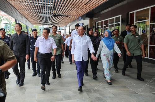 DATUK SERI ANWAR IBRAHIM