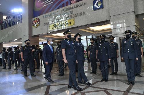 TAN SRI MUHYIDDIN YASSIN