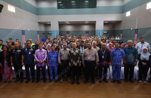 DATUK ARMIZAN MOHD ALI
