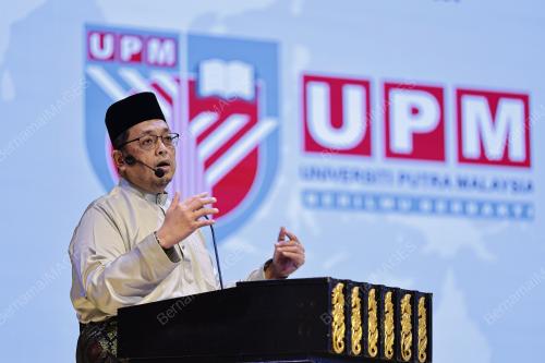 DATUK PROF DR AHMAD FARHAN MOHD SADULLAH