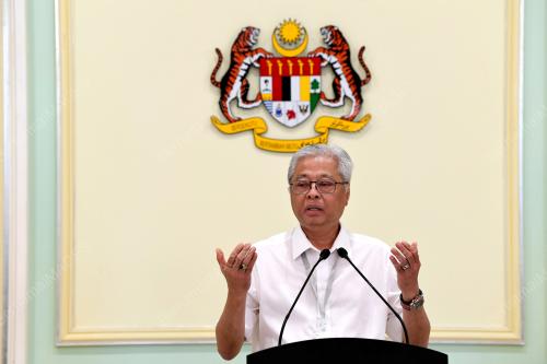 DATUK SERI ISMAIL SABRI YAAKOB