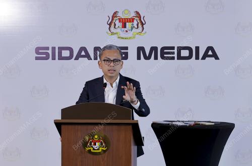 FAHMI FADZIL
