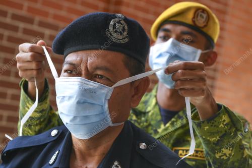 TOPENG MUKA UNTUK PETUGAS BARISAN HADAPAN KDN