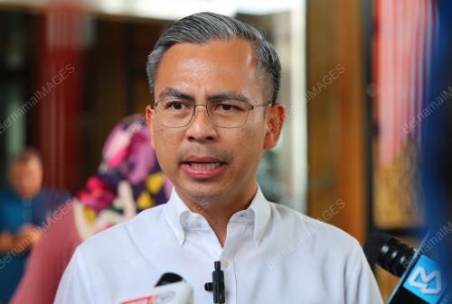 FAHMI FADZIL