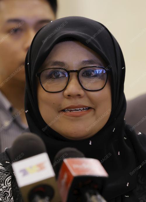 DATUK MAS ERMIEYATI SAMSUDIN