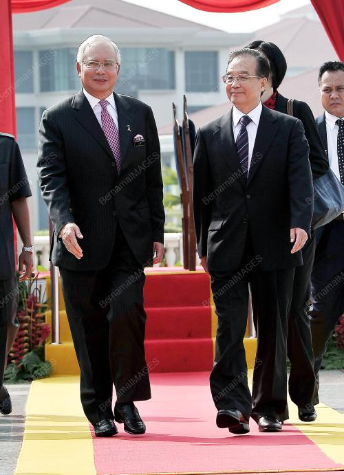 DATUK SERI MOHD NAJIB TUN ABDUL RAZAK