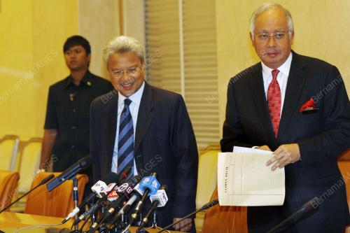 MOHD NAJIB TUN ABDUL RAZAK