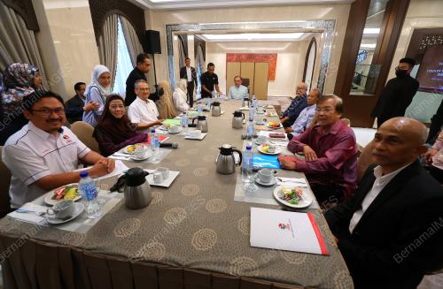 DATUK SERI ANWAR IBRAHIM