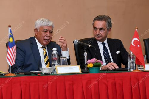 PTJ09_28112017_MOU_BN201711242382