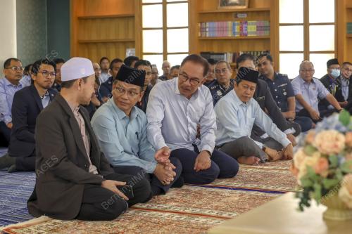 DATUK SERI ANWAR IBRAHIM