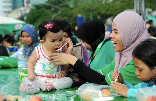 PTJ09_29052016_SARAPAN_MILO