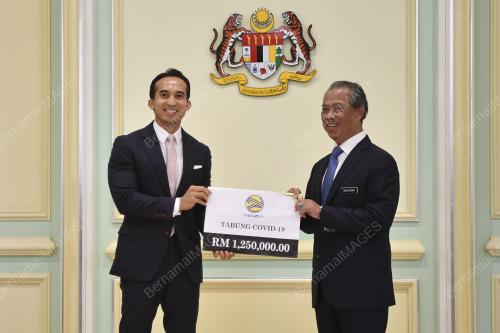 TAN SRI MUHYIDDIN YASSIN