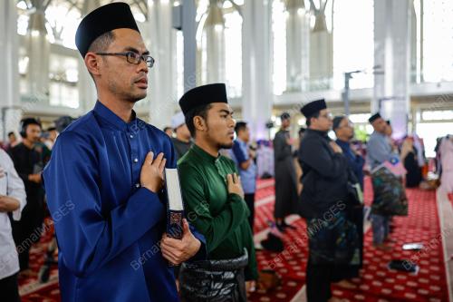 MALAYSIA #QURANHOUR