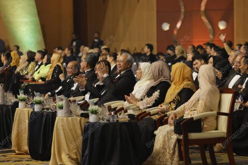TAN SRI ANNUAR MUSA