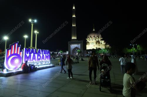 RIADAH AMBANG TAHUN BAHARU 2024