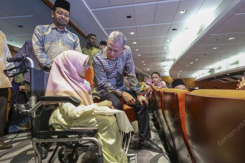 DATUK SERI FADILLAH YUSOF