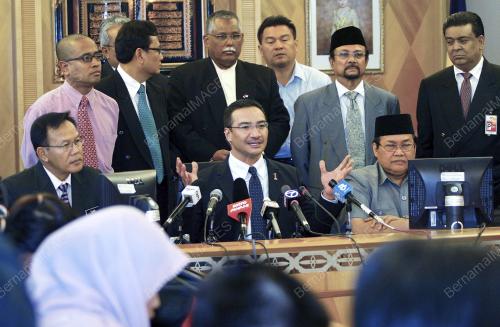 HISHAMMUDDIN TUN HUSSEIN