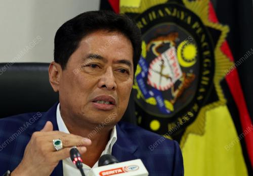 TAN SRI AZAM BAKI