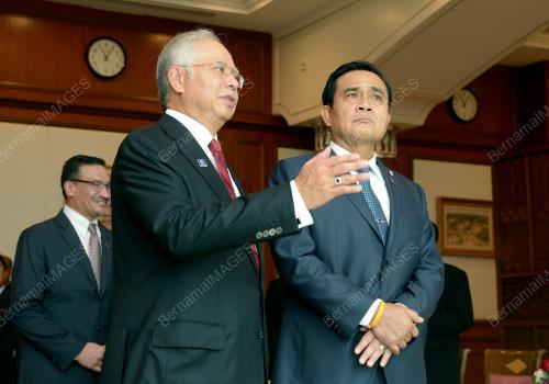 PTJ10_01122014_PM_THAILAND