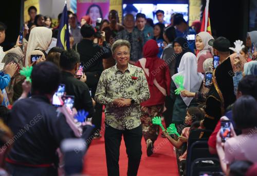 DATUK SERI WONG CHUN WAI