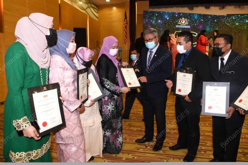 DATUK MOKHTAR HUSSAIN