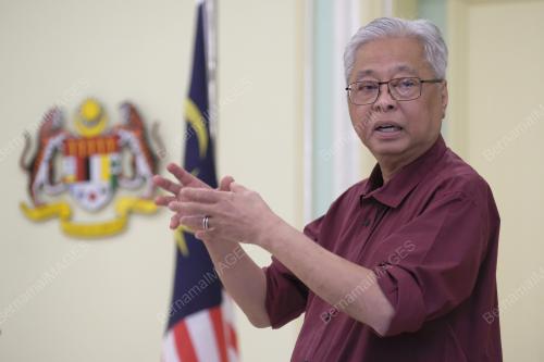 DATUK SERI ISMAIL SABRI YAAKOB