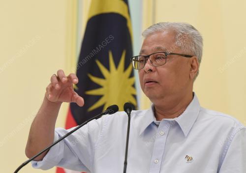 DATUK SERI ISMAIL SABRI YAAKOB
